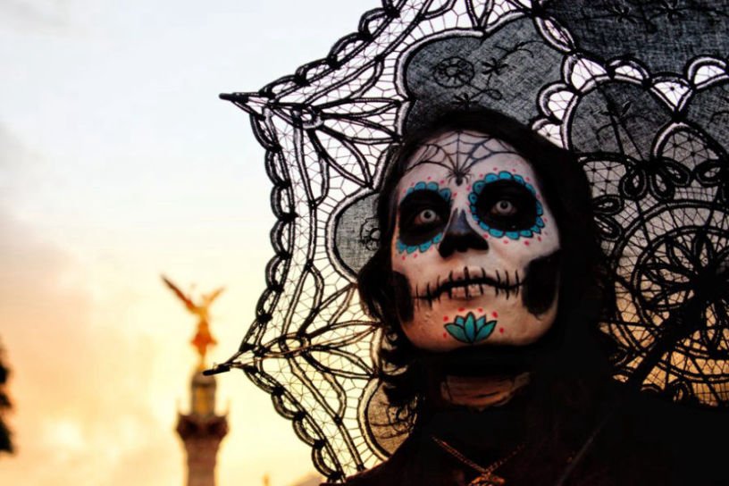 Folklore of Samhain, lore of costumes and masks.